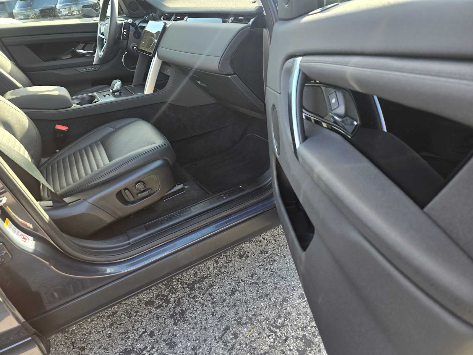 2025 Land Rover Discovery Sport S