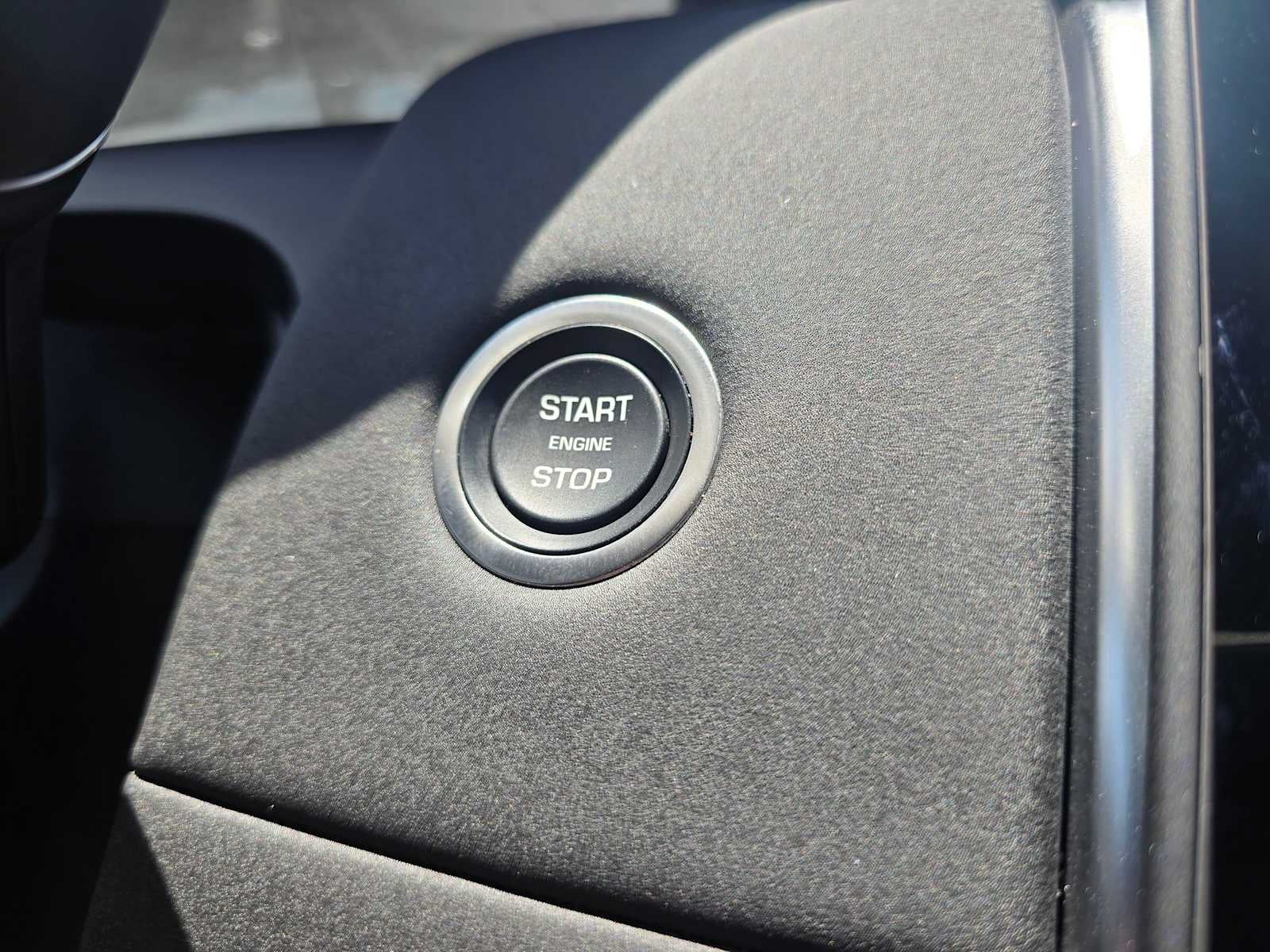 2025 Land Rover Discovery Sport S