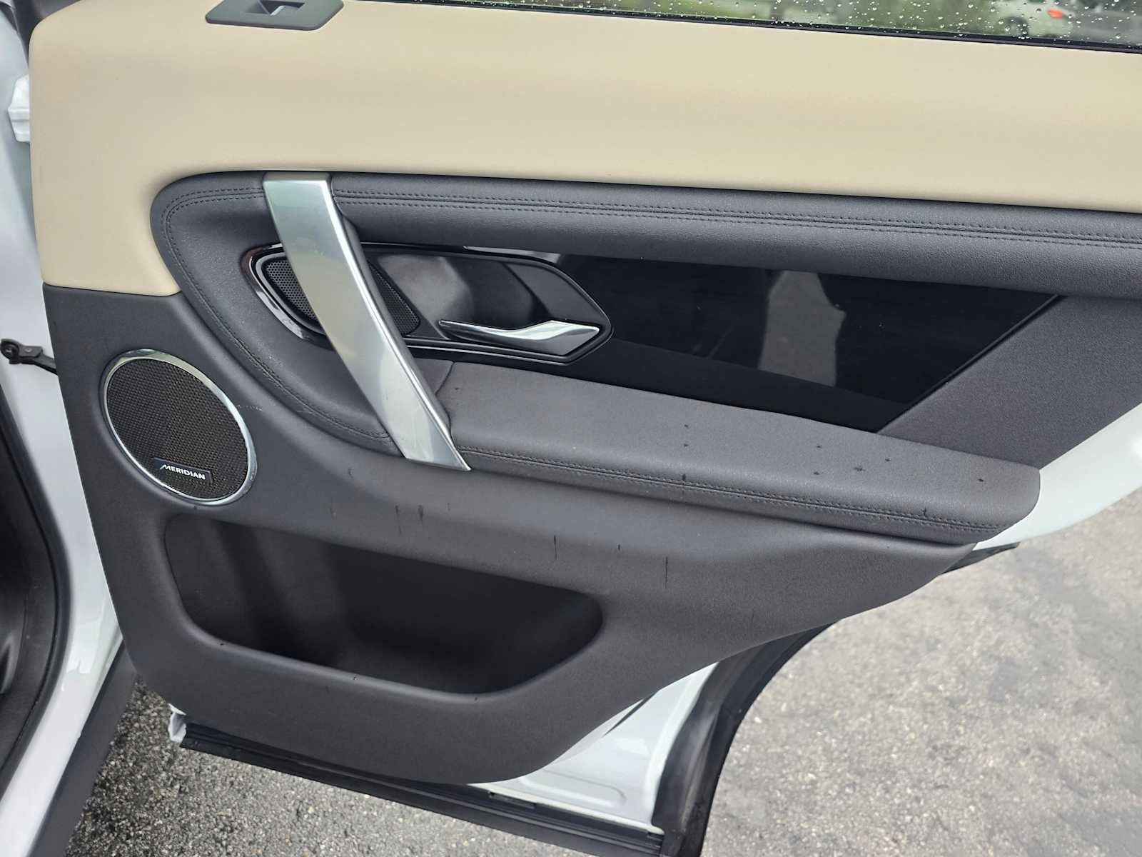 2025 Land Rover Discovery Sport S