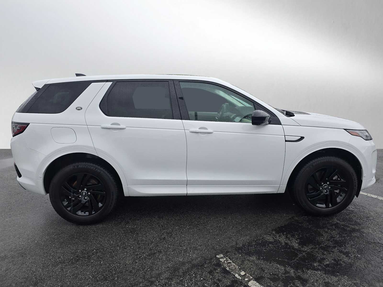 2025 Land Rover Discovery Sport S