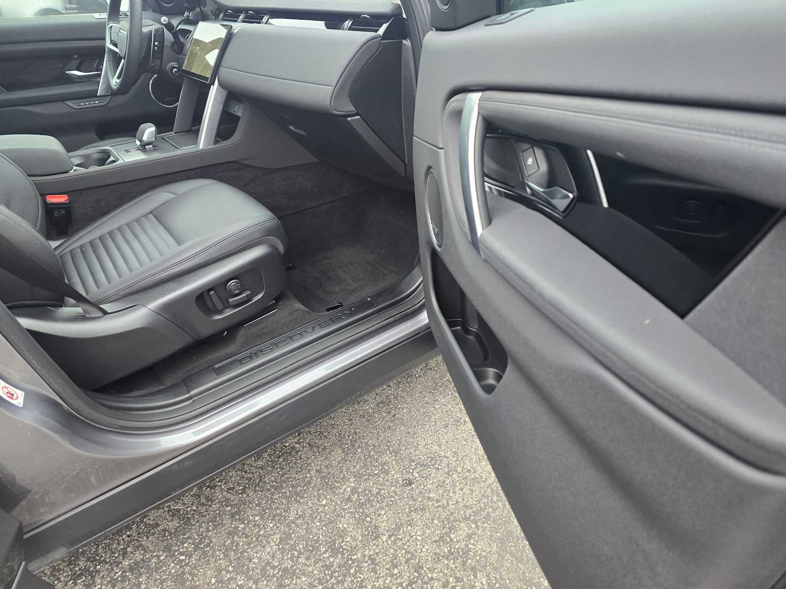 2024 Land Rover Discovery Sport Core S