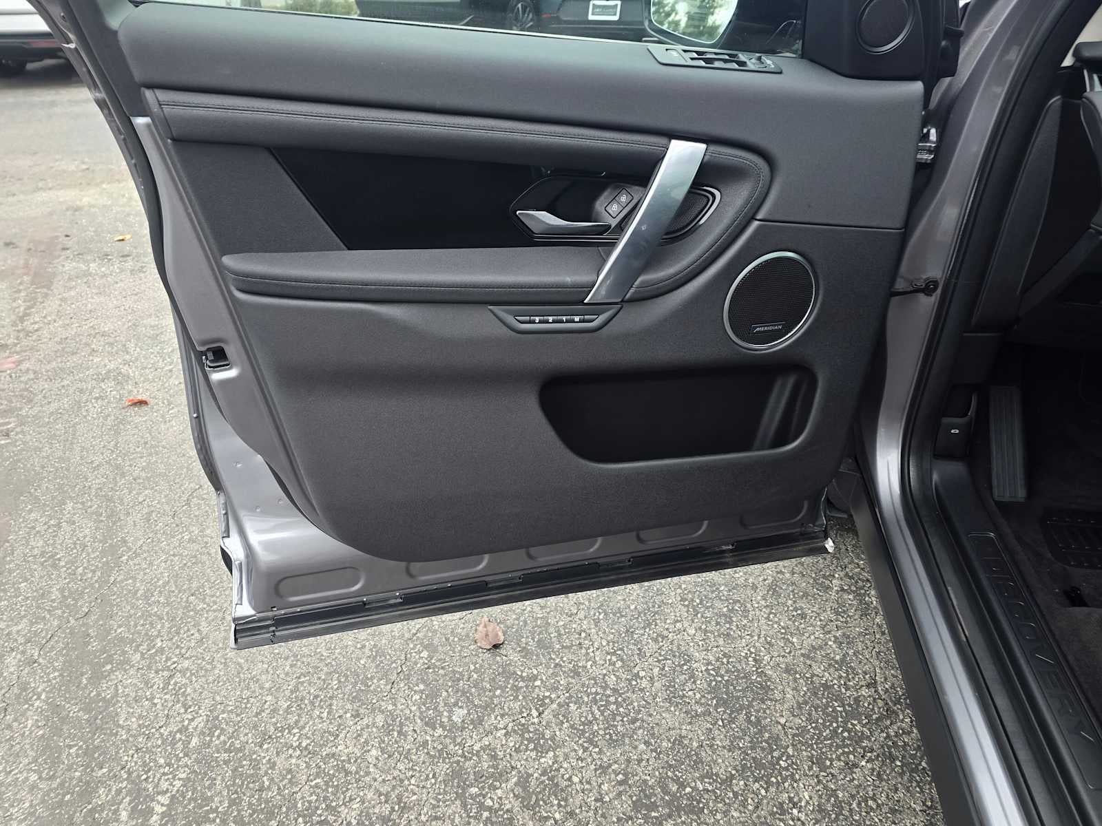 2024 Land Rover Discovery Sport Core S