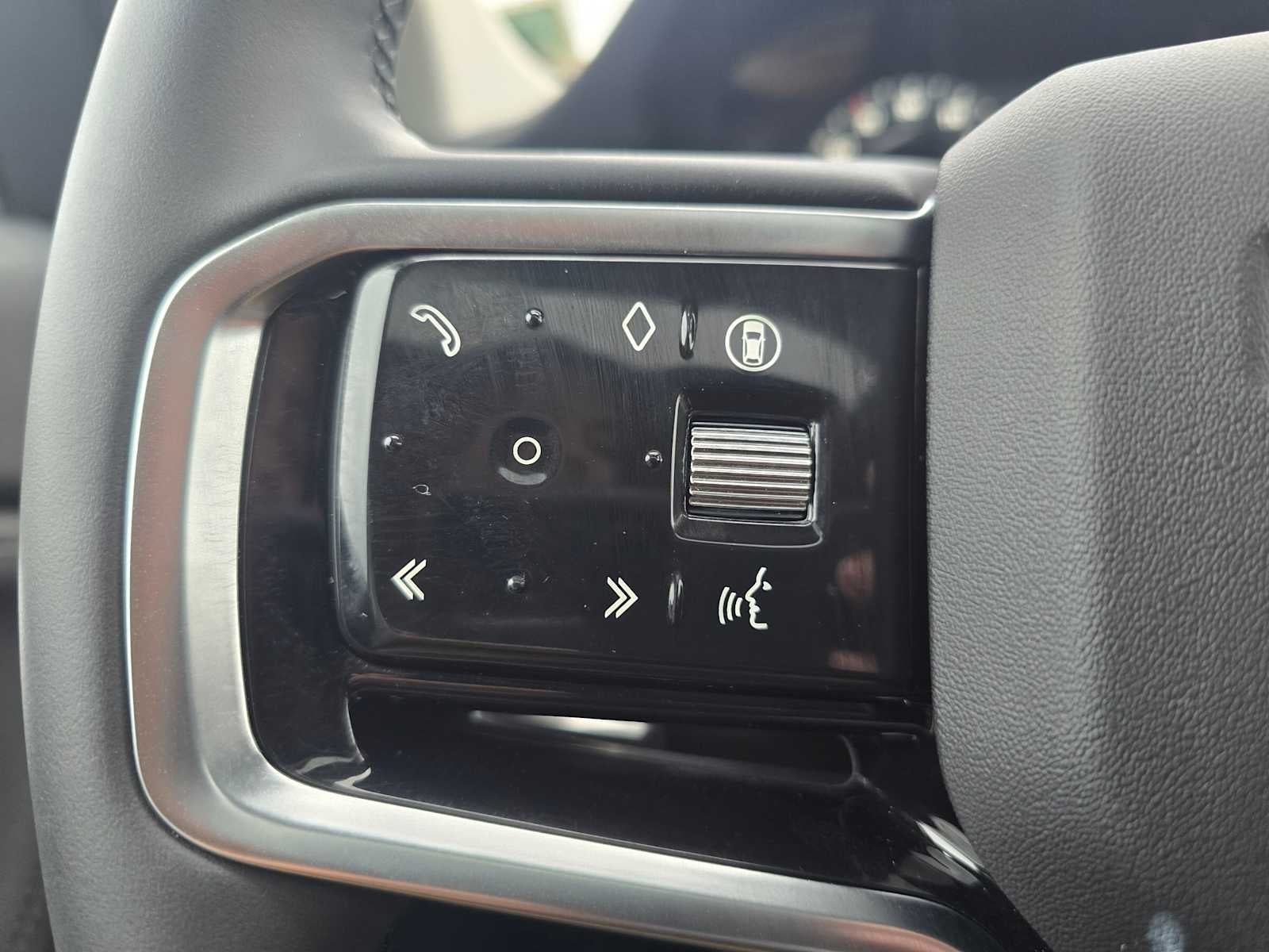 2024 Land Rover Discovery Sport Core S