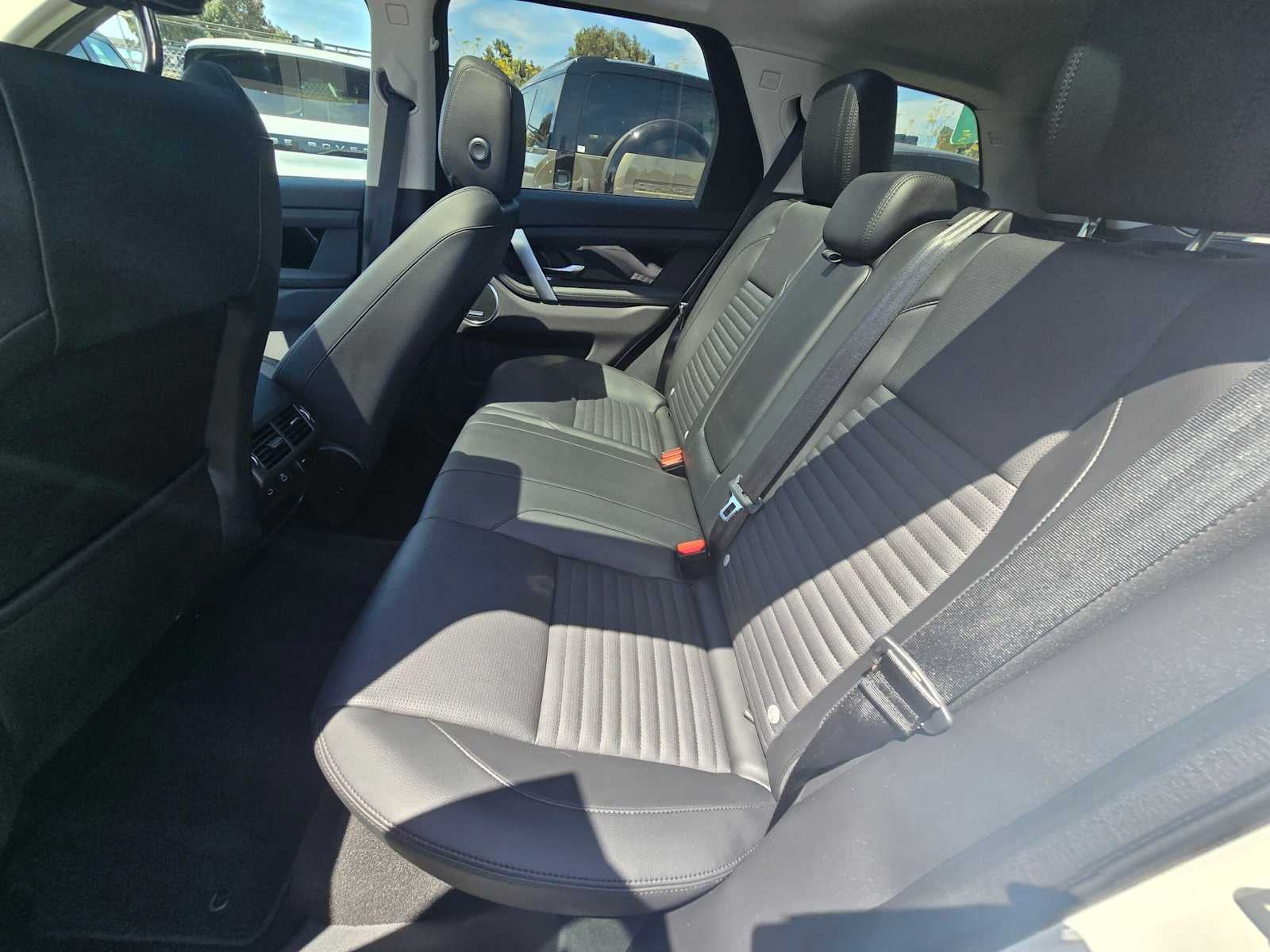 2024 Land Rover Discovery Sport Core S