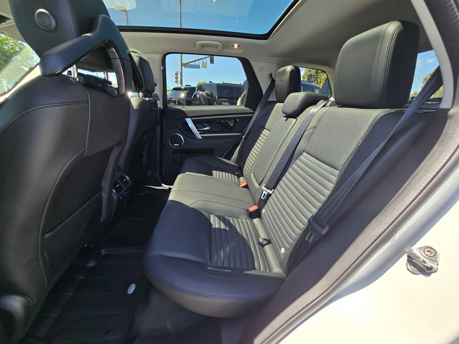 2025 Land Rover Discovery Sport S