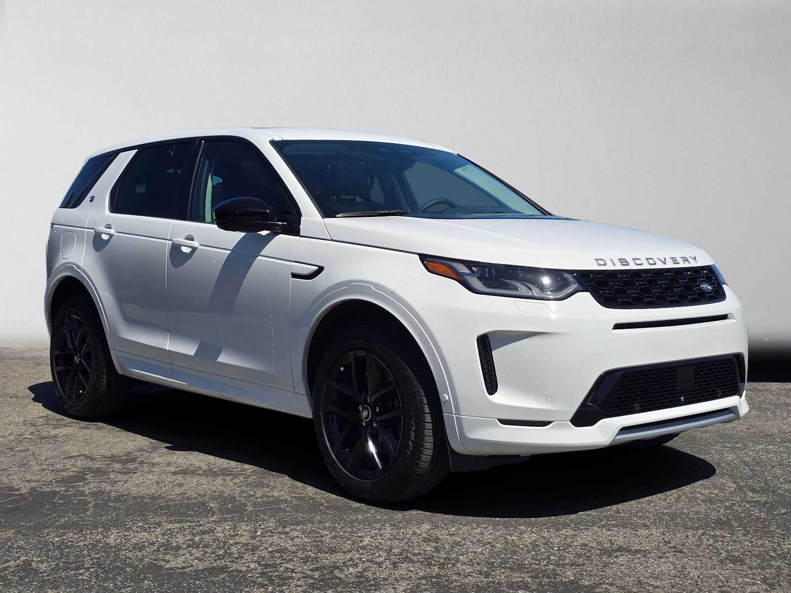 2025 Land Rover Discovery Sport S