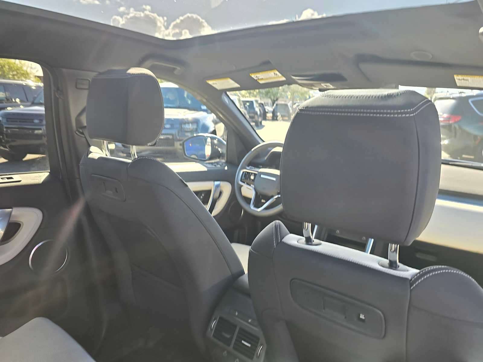 2025 Land Rover Discovery Sport Dynamic SE