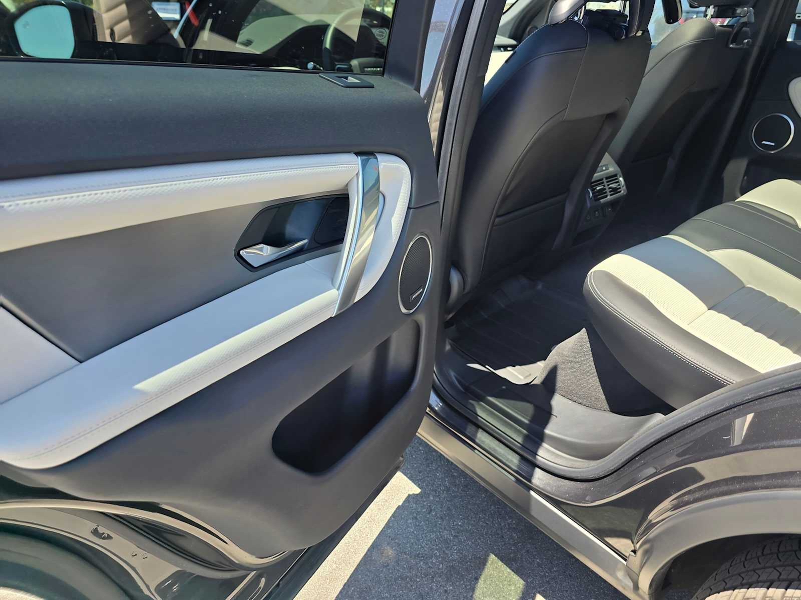 2025 Land Rover Discovery Sport Dynamic SE