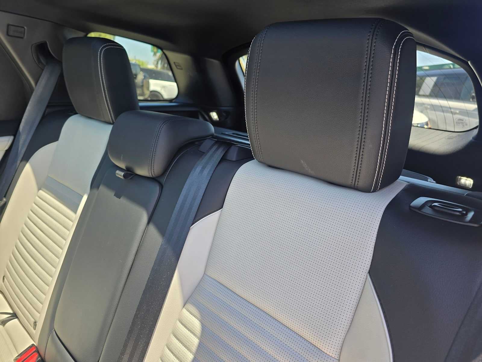 2025 Land Rover Discovery Sport Dynamic SE