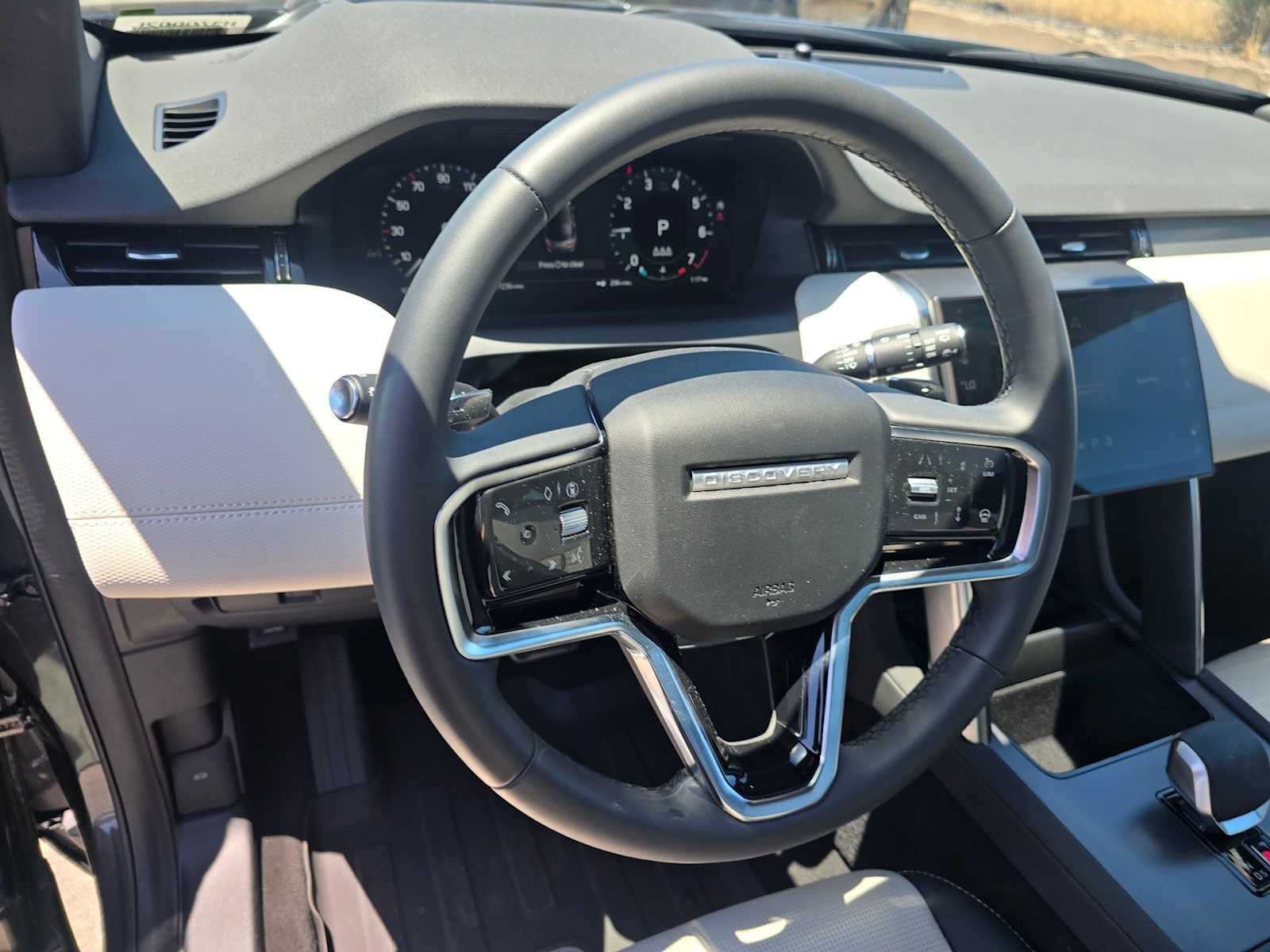 2025 Land Rover Discovery Sport Dynamic SE