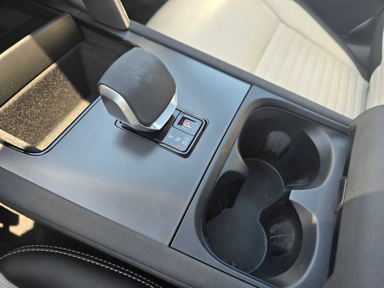 2025 Land Rover Discovery Sport Dynamic SE