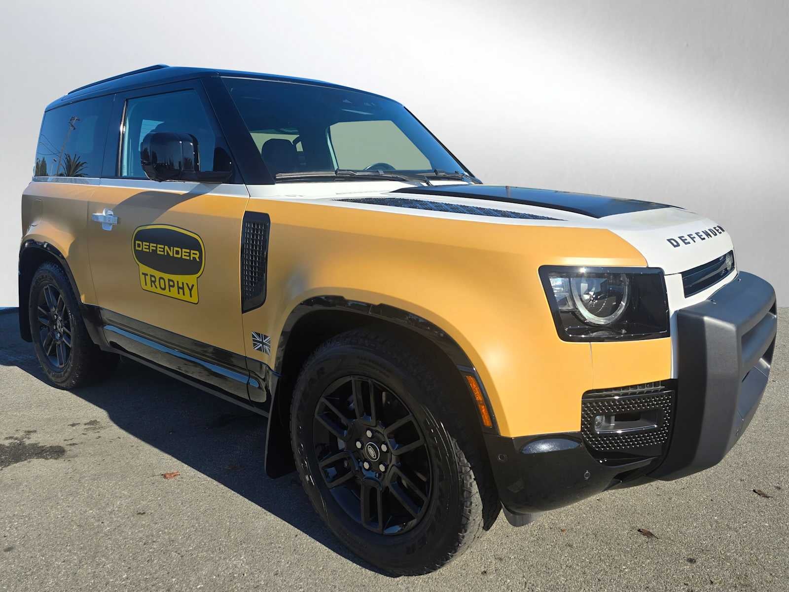 2023 Land Rover Defender X-Dynamic SE 90 AWD