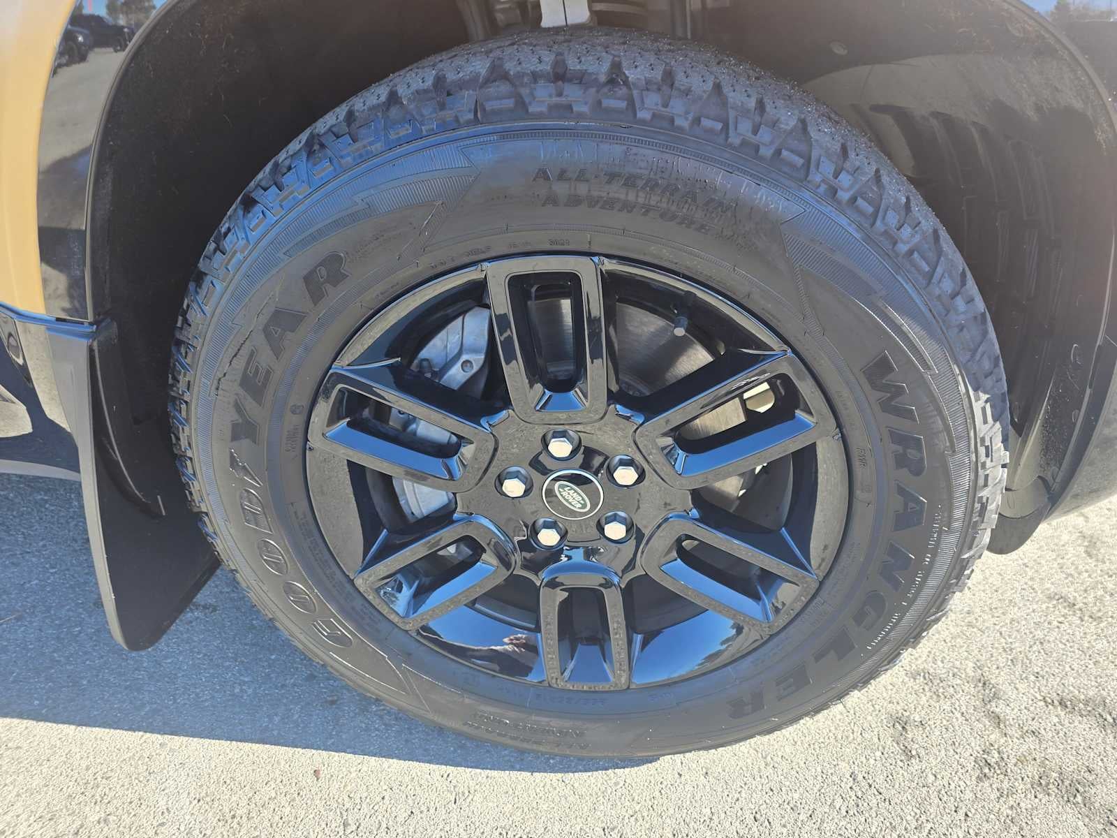 2023 Land Rover Defender X-Dynamic SE 90 AWD