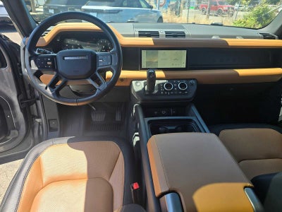2024 Land Rover Defender X-Dynamic SE 110 P400