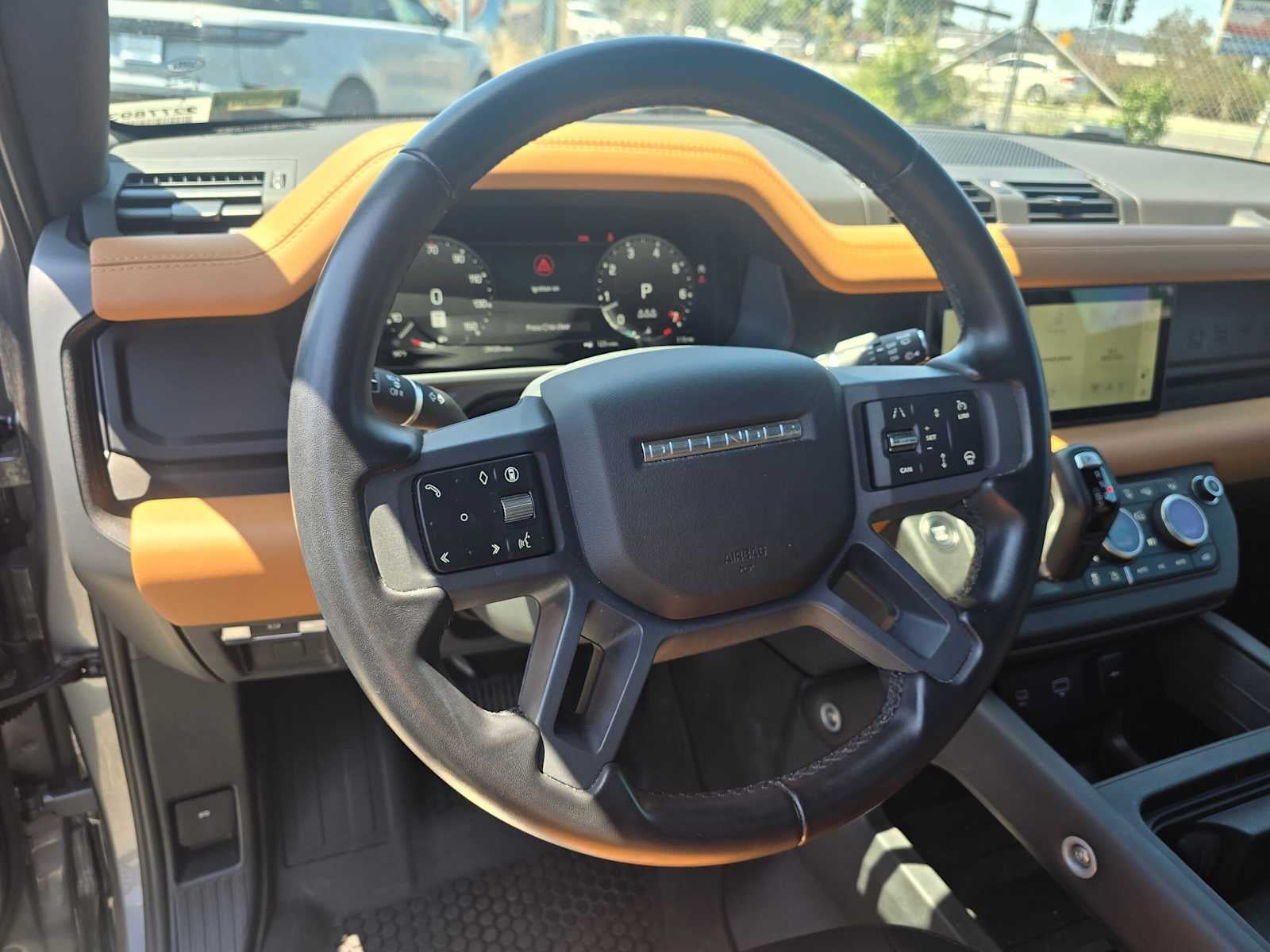 2024 Land Rover Defender X-Dynamic SE 110 P400