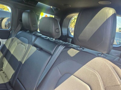 2023 Land Rover Defender X-Dynamic SE 110 AWD