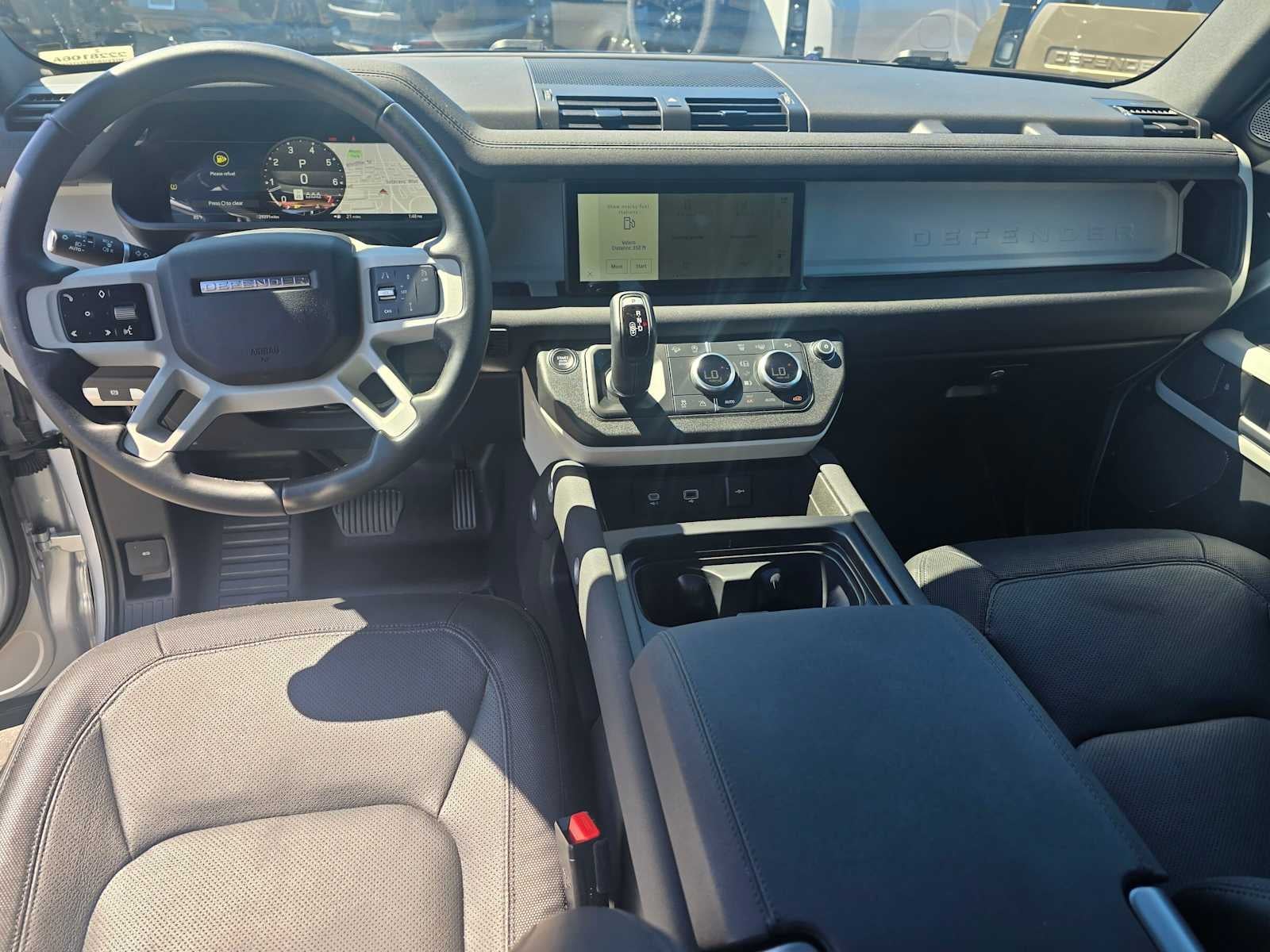 2023 Land Rover Defender X-Dynamic SE 110 AWD