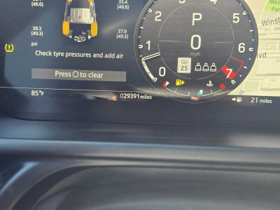2023 Land Rover Defender X-Dynamic SE 110 AWD