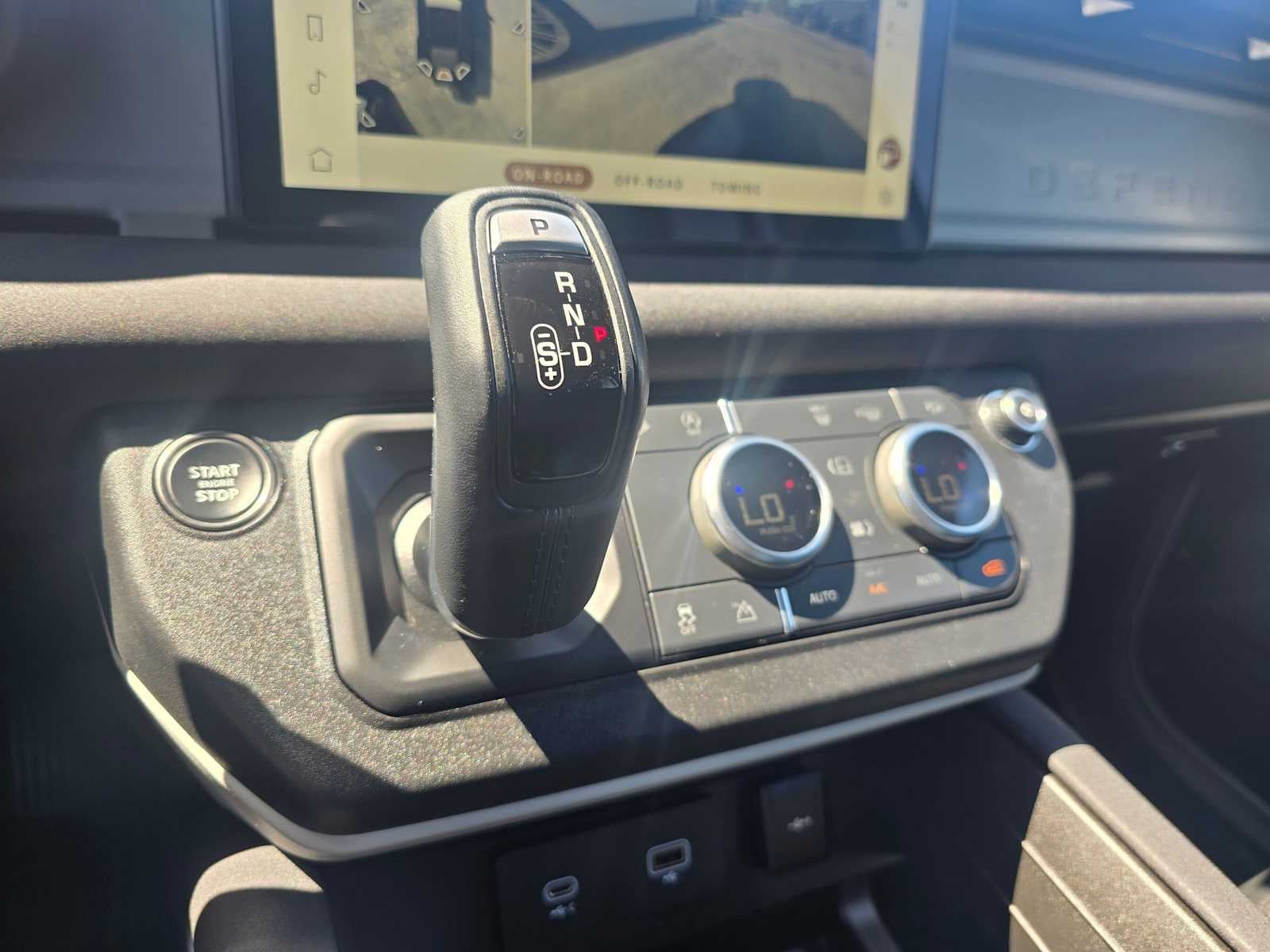 2023 Land Rover Defender X-Dynamic SE 110 AWD