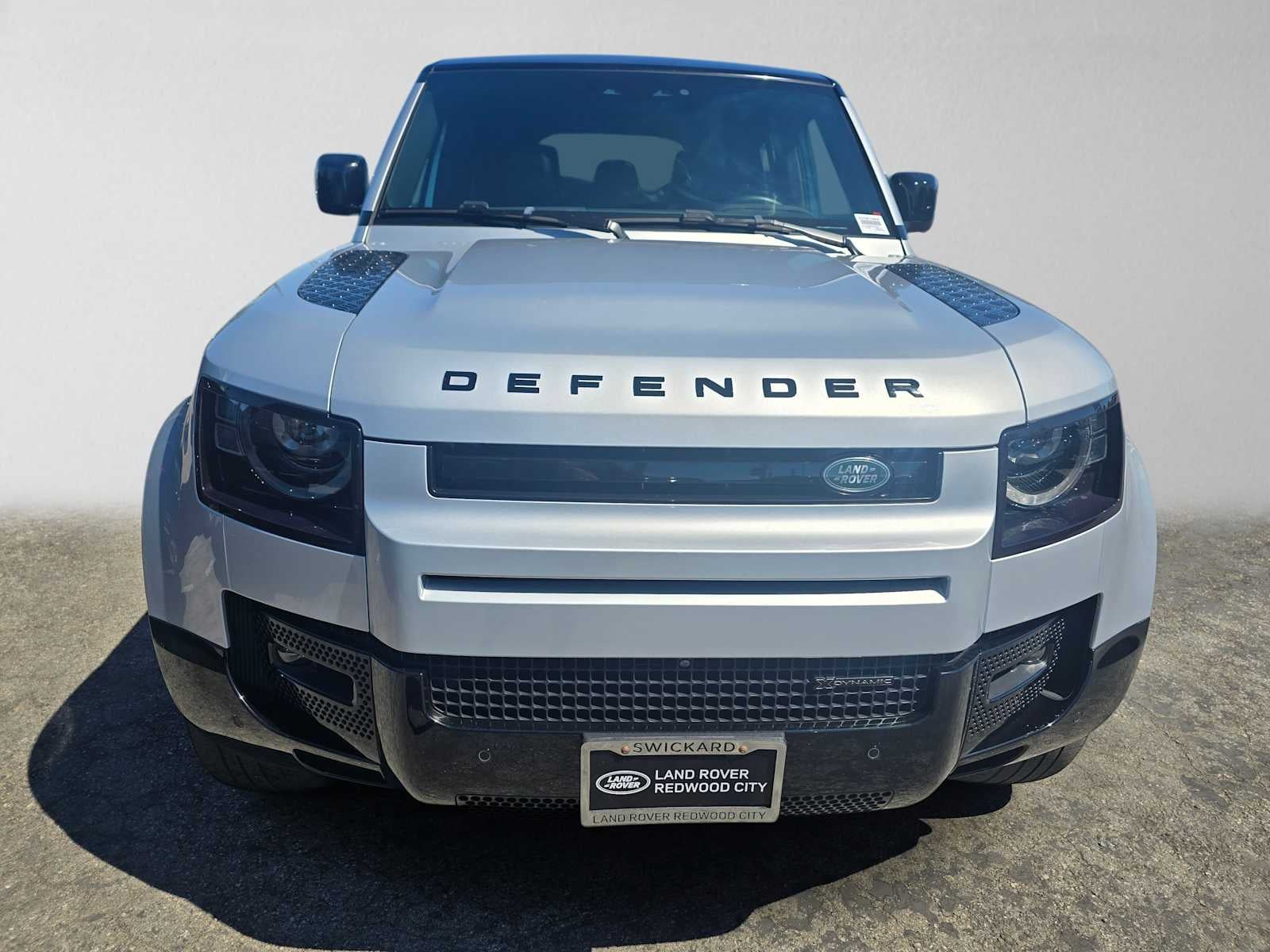 2023 Land Rover Defender X-Dynamic SE 110 AWD