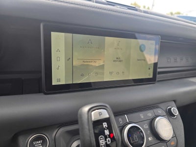 2024 Land Rover Defender X-Dynamic SE 110 P400