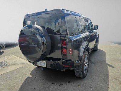 2024 Land Rover Defender X-Dynamic SE 110 P400