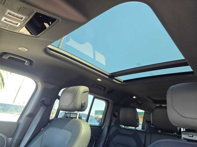 2024 Land Rover Defender X-Dynamic SE 130 P400