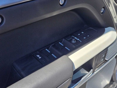2024 Land Rover Defender X-Dynamic SE 130 P400