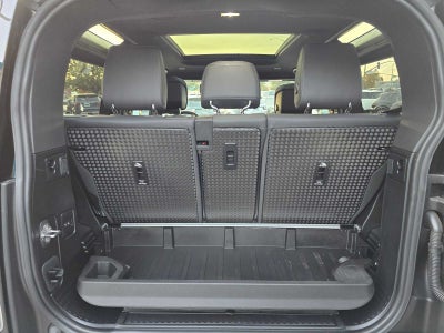 2024 Land Rover Defender V8 90 P525