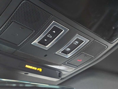 2024 Land Rover Defender V8 90 P525