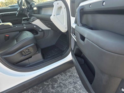 2024 Land Rover Defender S 110 P400