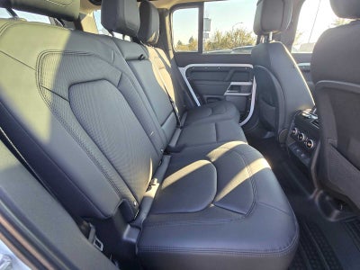 2024 Land Rover Defender S 110 P400