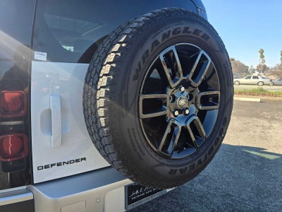 2024 Land Rover Defender S 110 P400