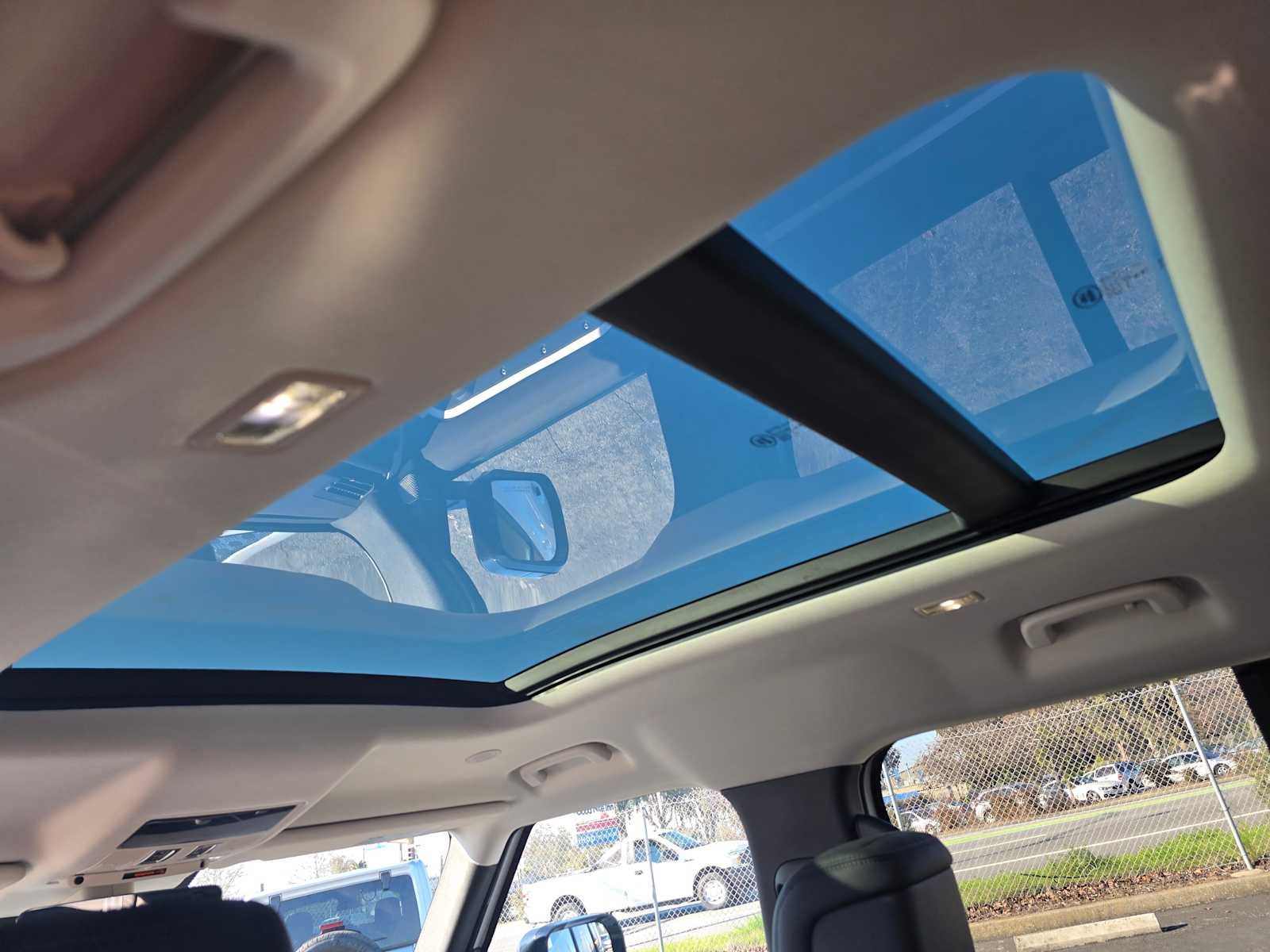 2024 Land Rover Defender S 110 P400