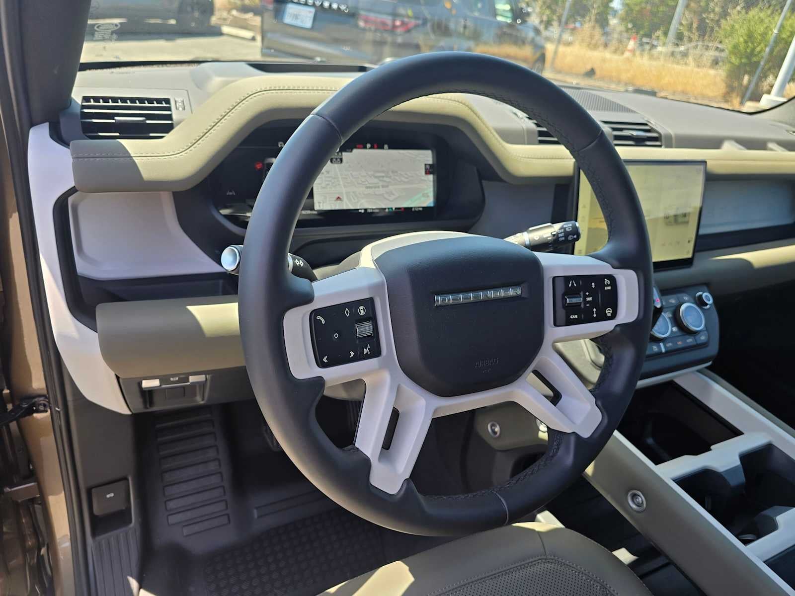 2025 Land Rover Defender S 110 P400