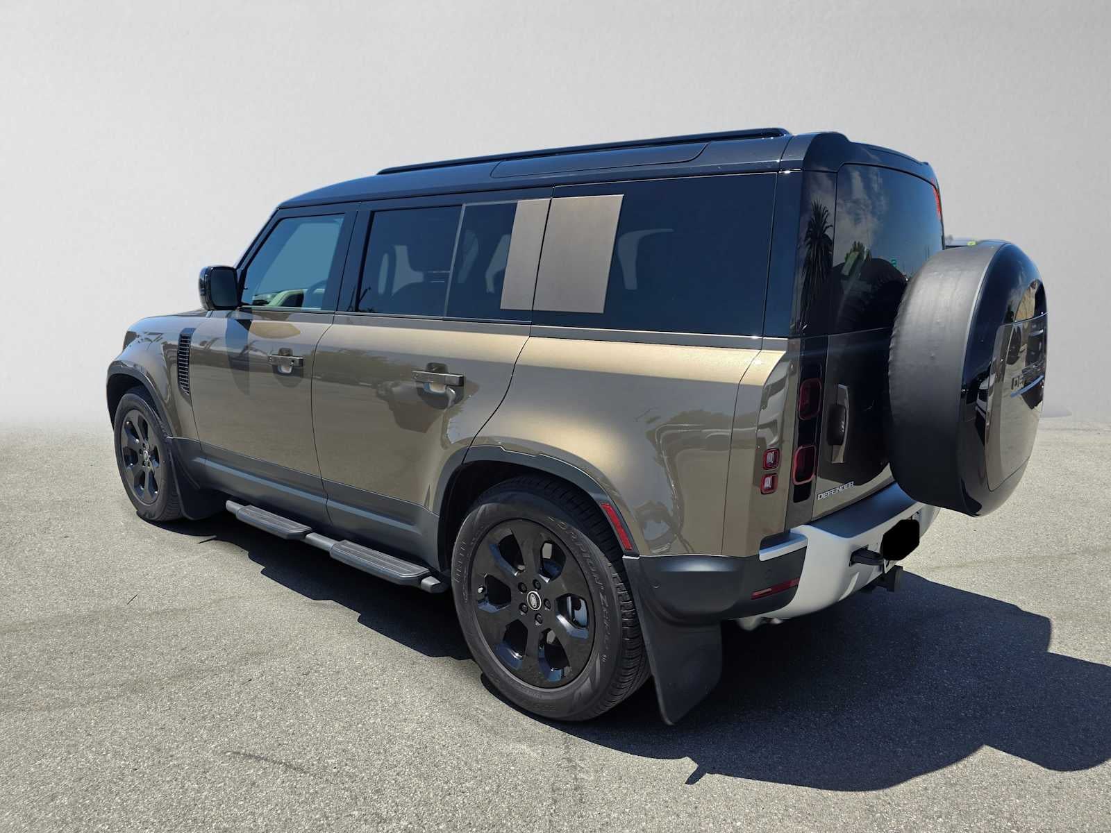 2025 Land Rover Defender S 110 P400