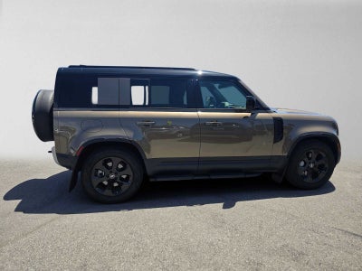 2025 Land Rover Defender S 110 P400