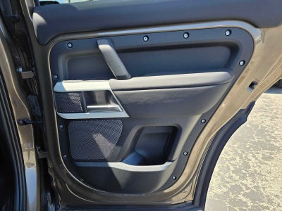 2024 Land Rover Defender S 110 P300