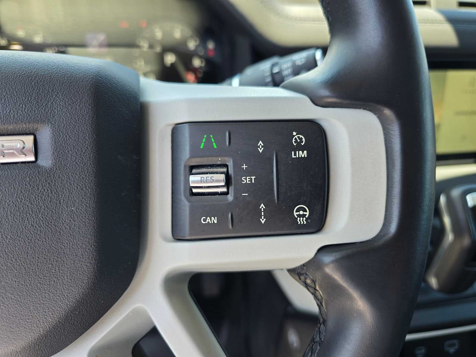 2024 Land Rover Defender S 110 P300