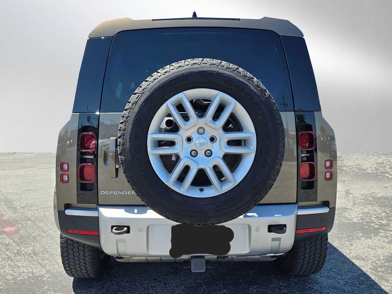 2024 Land Rover Defender S 110 P300