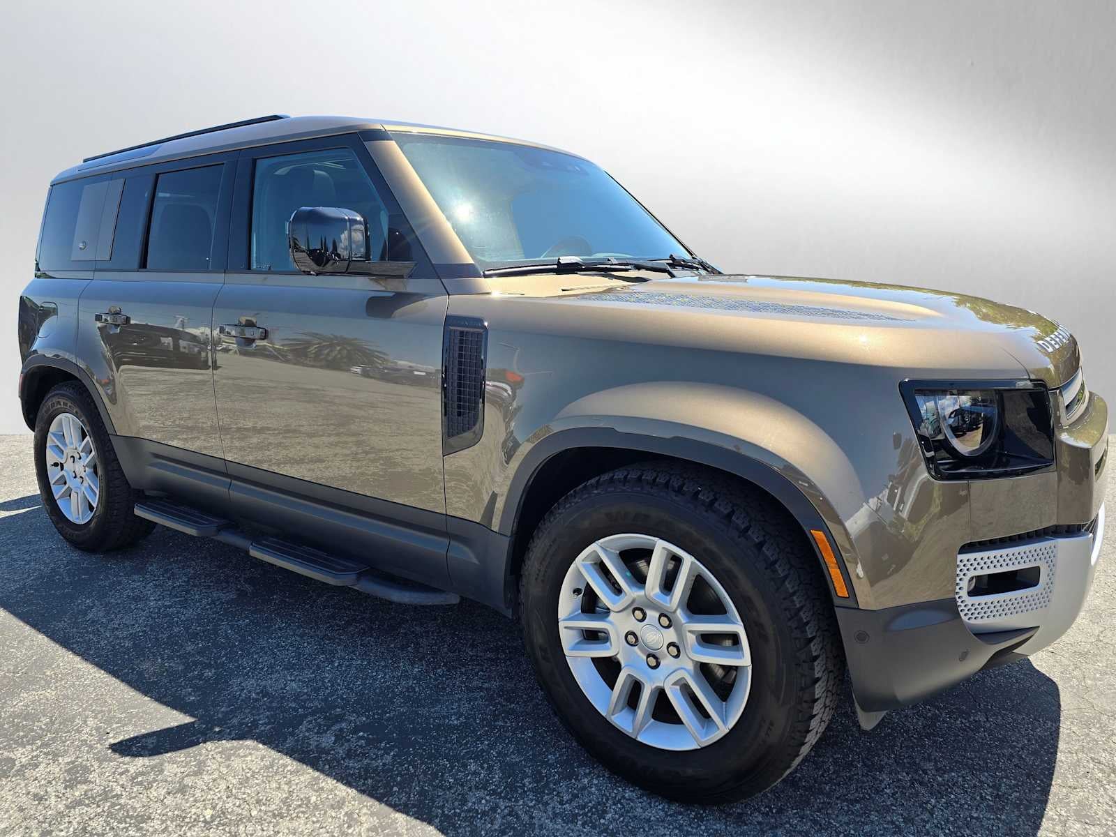 2024 Land Rover Defender S 110 P300