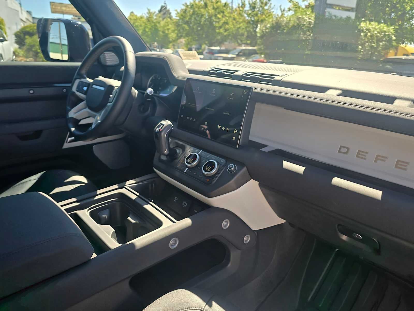 2023 Land Rover Defender SE 130 AWD