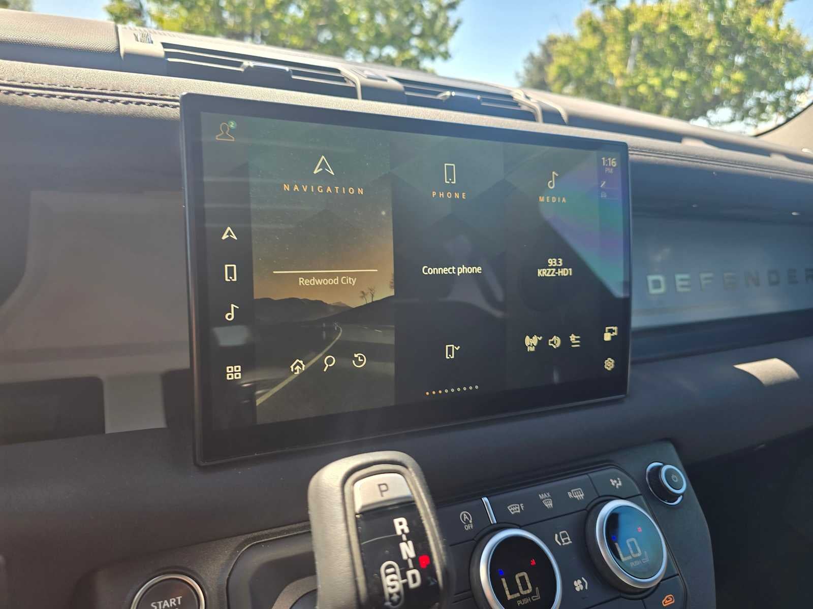 2023 Land Rover Defender SE 130 AWD