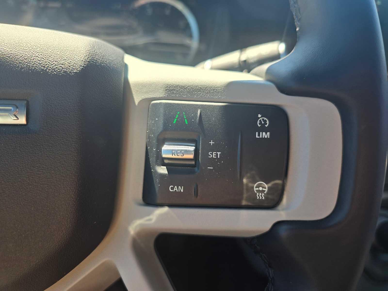 2023 Land Rover Defender SE 130 AWD