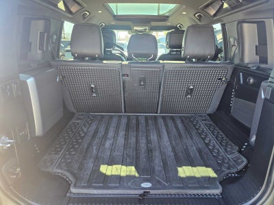 2023 Land Rover Defender V8 110 AWD