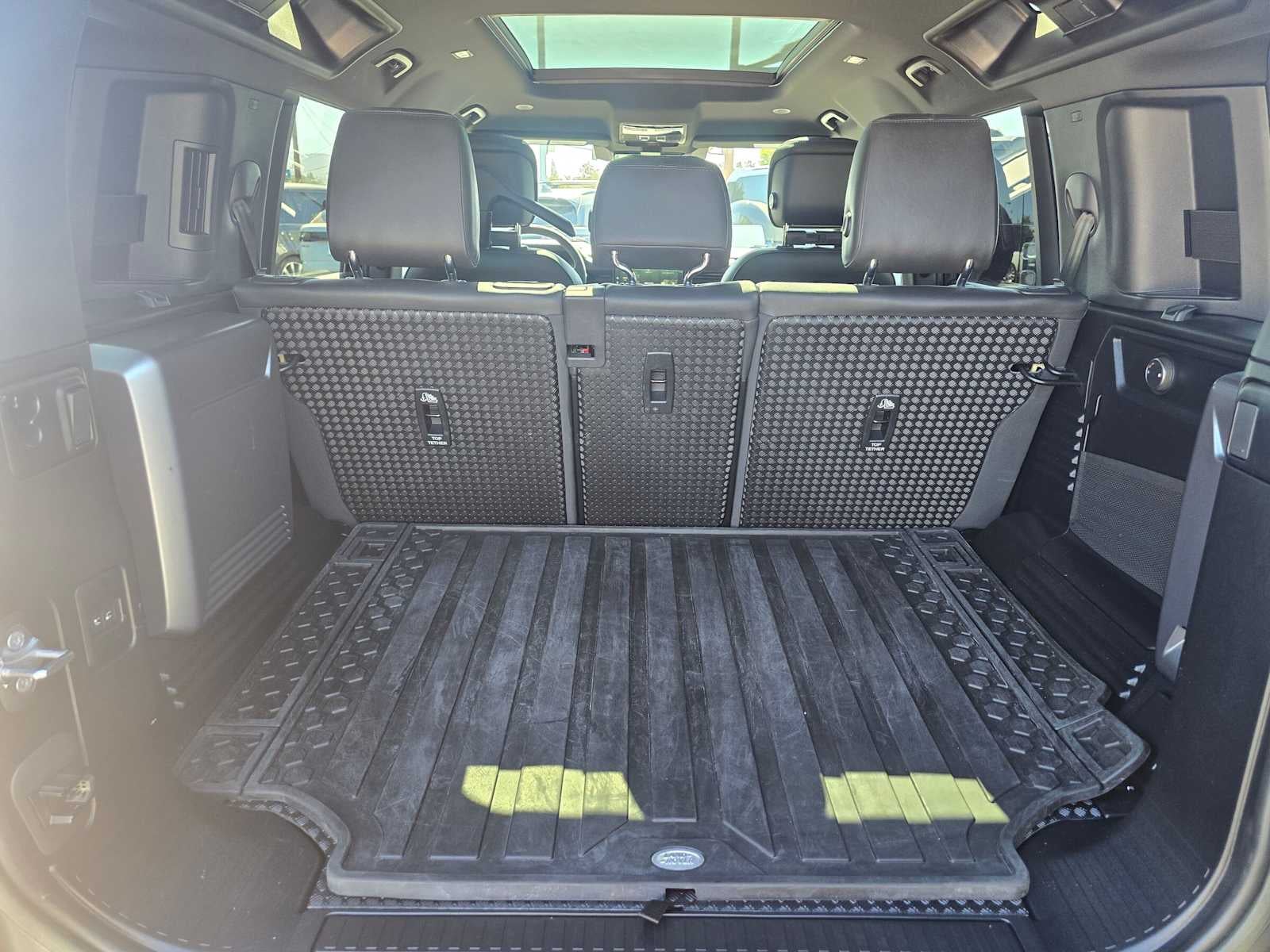 2023 Land Rover Defender V8 110 AWD