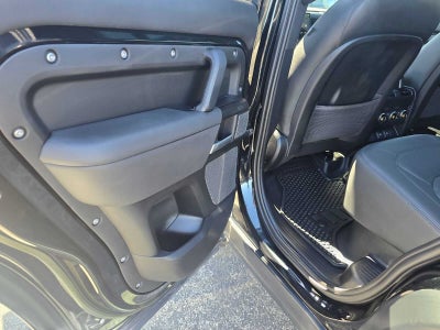 2023 Land Rover Defender V8 110 AWD