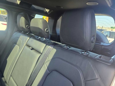 2023 Land Rover Defender V8 110 AWD