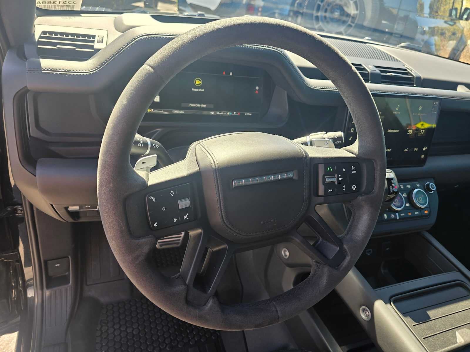 2023 Land Rover Defender V8 110 AWD