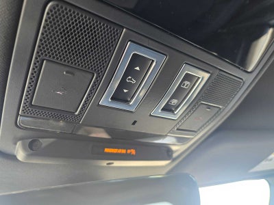 2024 Land Rover Defender Outbound 130 P400